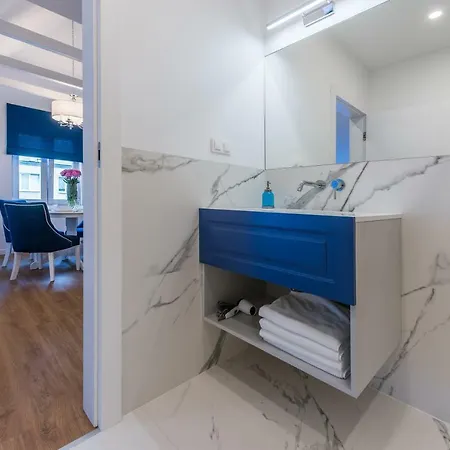 Czwarte Pietro * グディニャ