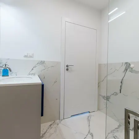 アパート Czwarte Pietro