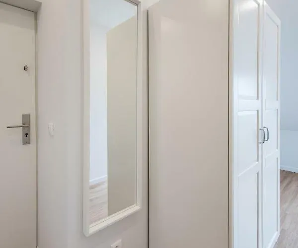 Czwarte Pietro Apartment *